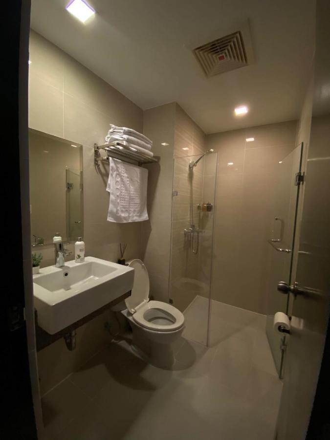 81 Newport C5 10I Balcony & Pool Across Naia T3 Aparthotel Pasay Bagian luar foto